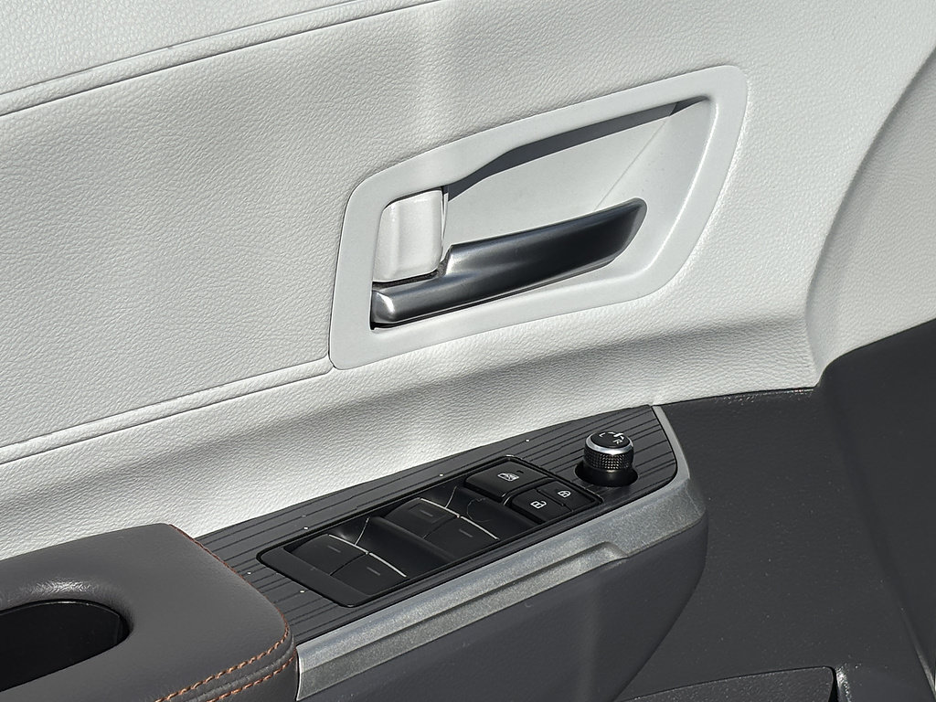 Certified 2024 Toyota Sienna XSE w/ XSE Plus Package FWD image 30