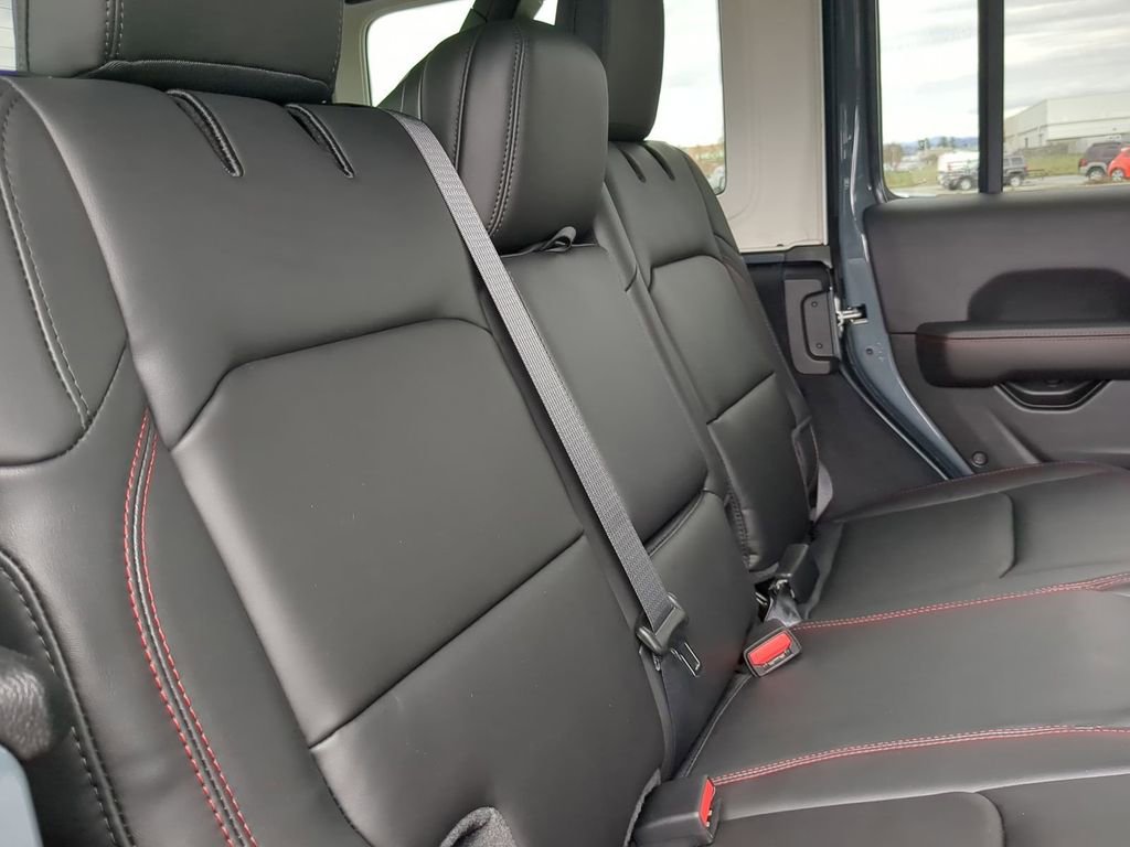 New 2026 Jeep Wrangler Unlimited Rubicon AWD/4WD image 7