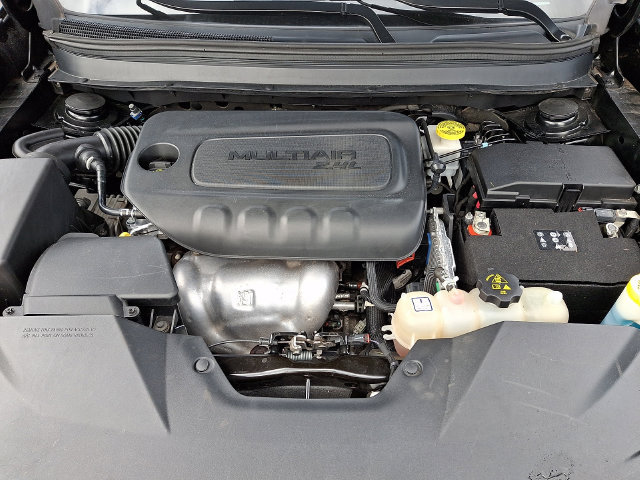 Used 2019 Jeep Cherokee Latitude Plus AWD/4WD image 30