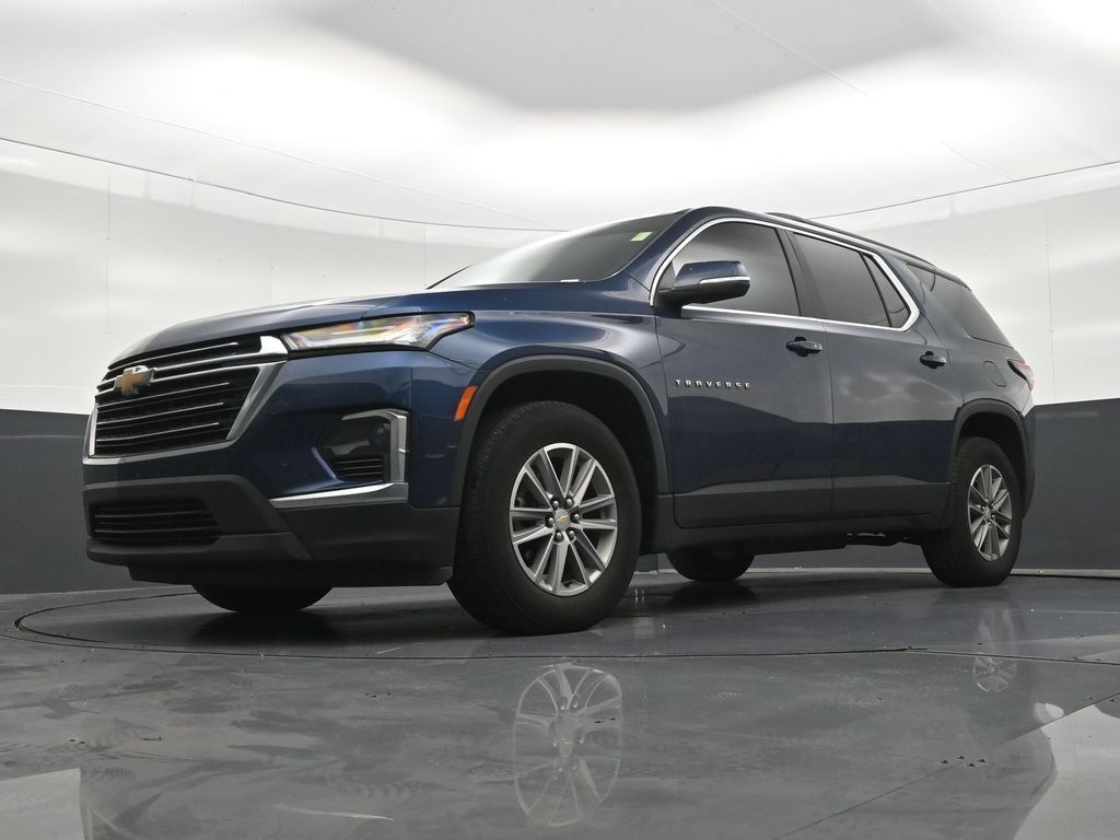 Used 2023 Chevrolet Traverse LT FWD image 24