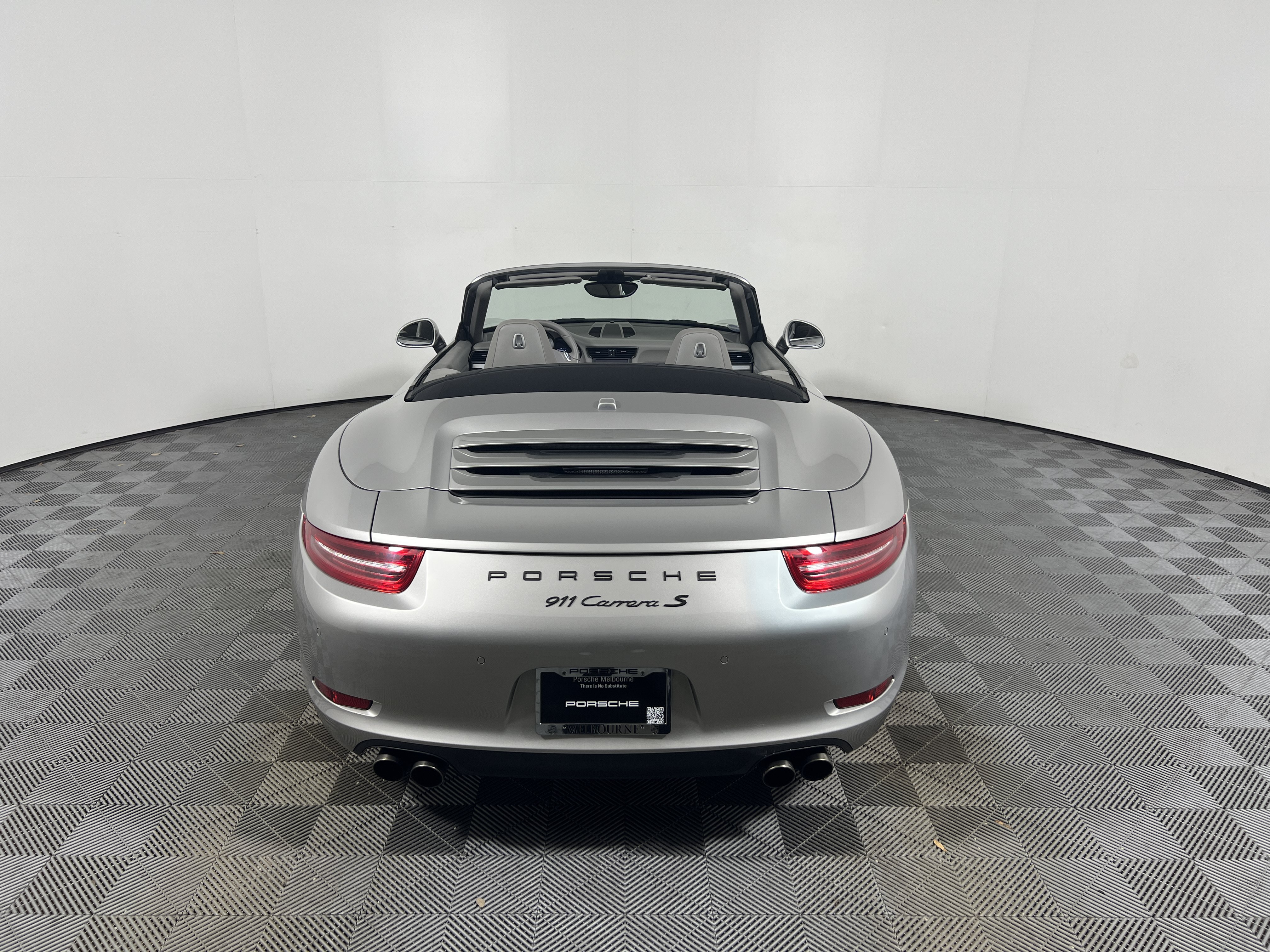 Used 2013 Porsche 911 Carrera S RWD image 6