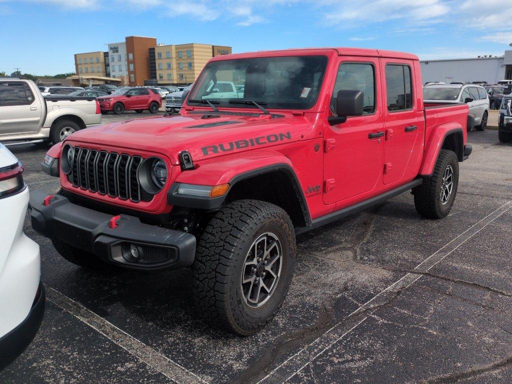 Used 2025 Jeep Gladiator Rubicon w/ Convenience Group AWD/4WD image 1