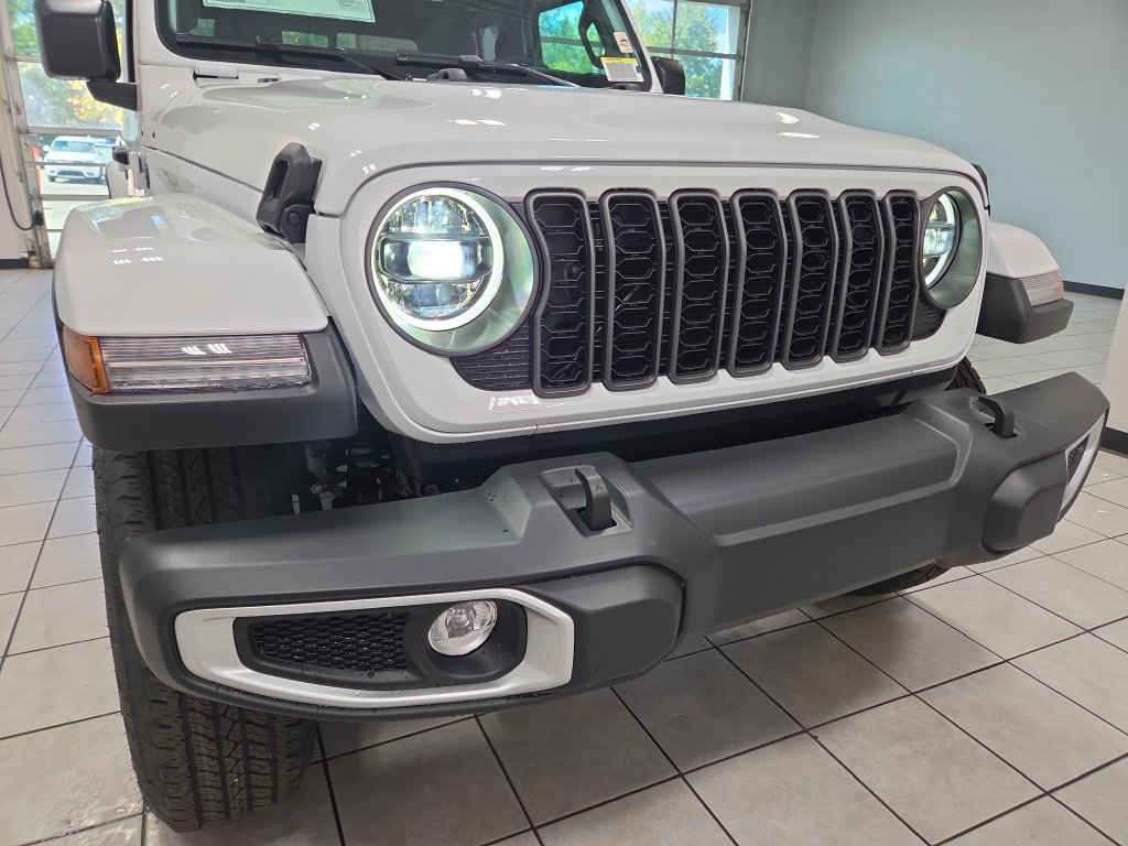 New 2027 Jeep Gladiator Sport AWD/4WD image 13