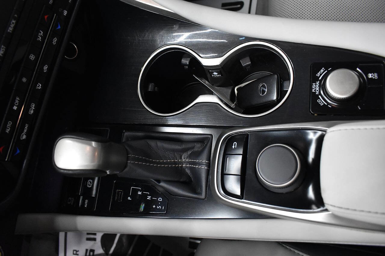 Used 2017 Lexus RX 350 FWD w/ Accessory Package image 19