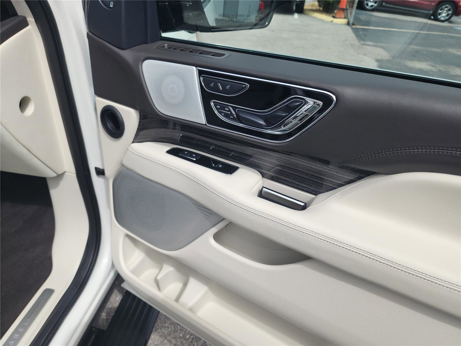 Used 2023 Lincoln Navigator Black Label image 31