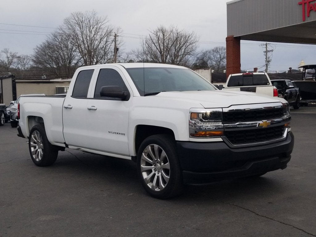 Used 2017 Chevrolet Silverado 1500 W/T w/ Trailering Package