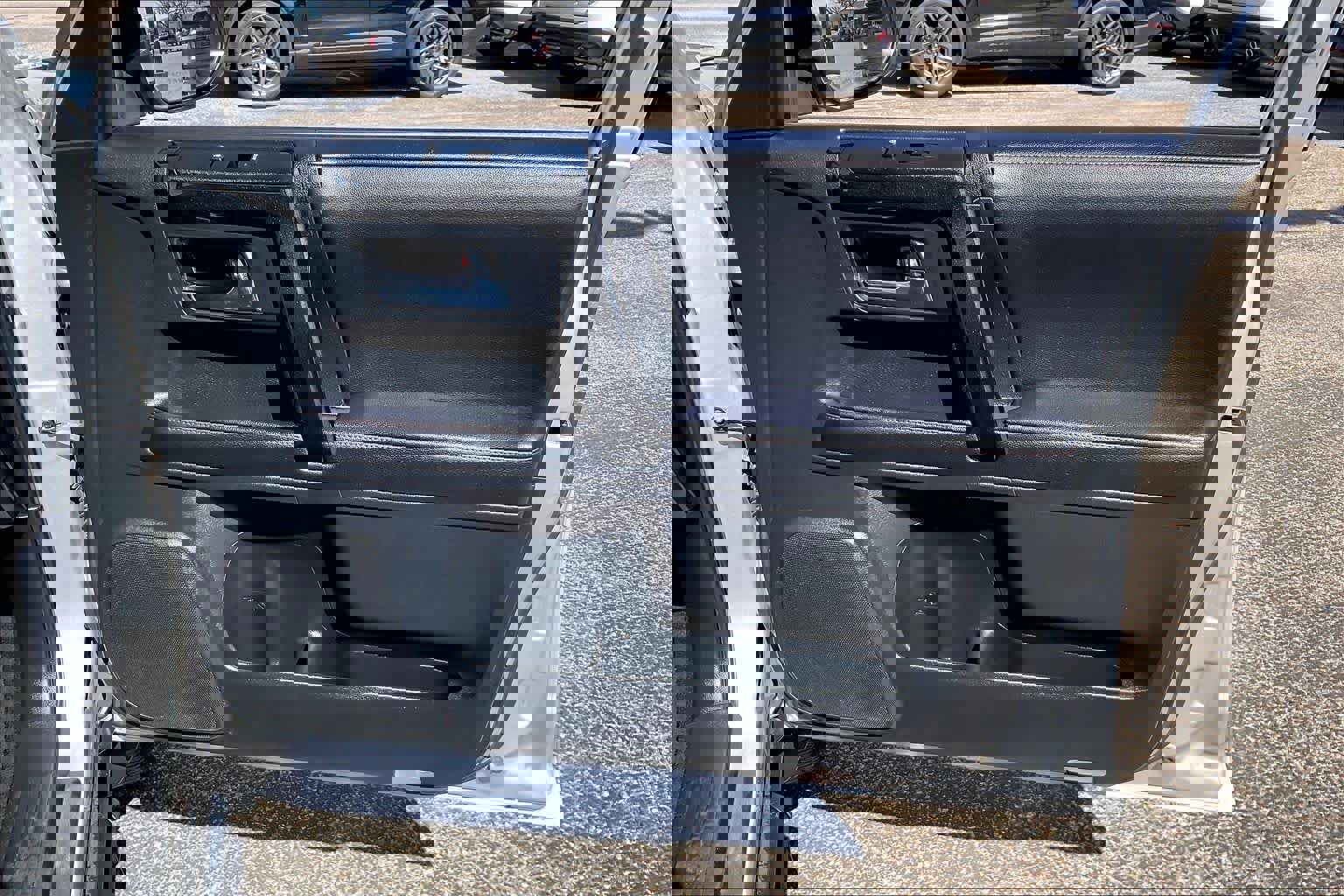 Used 2023 Toyota 4Runner TRD Off-Road image 23