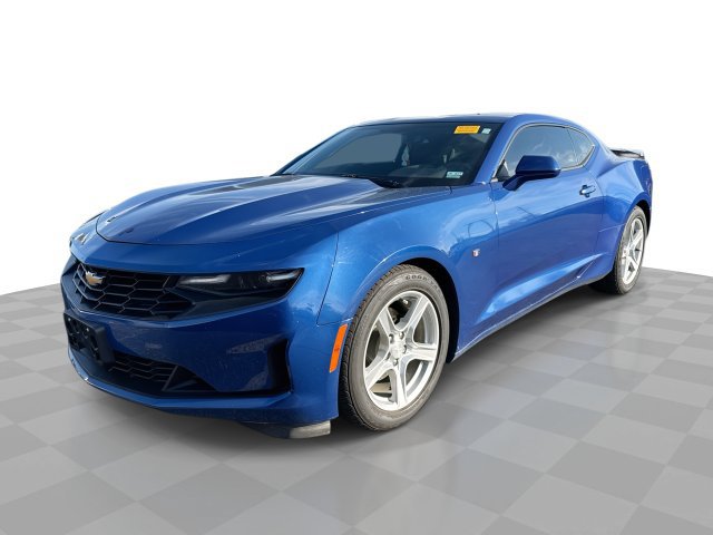 Used 2022 Chevrolet Camaro LT RWD image 1