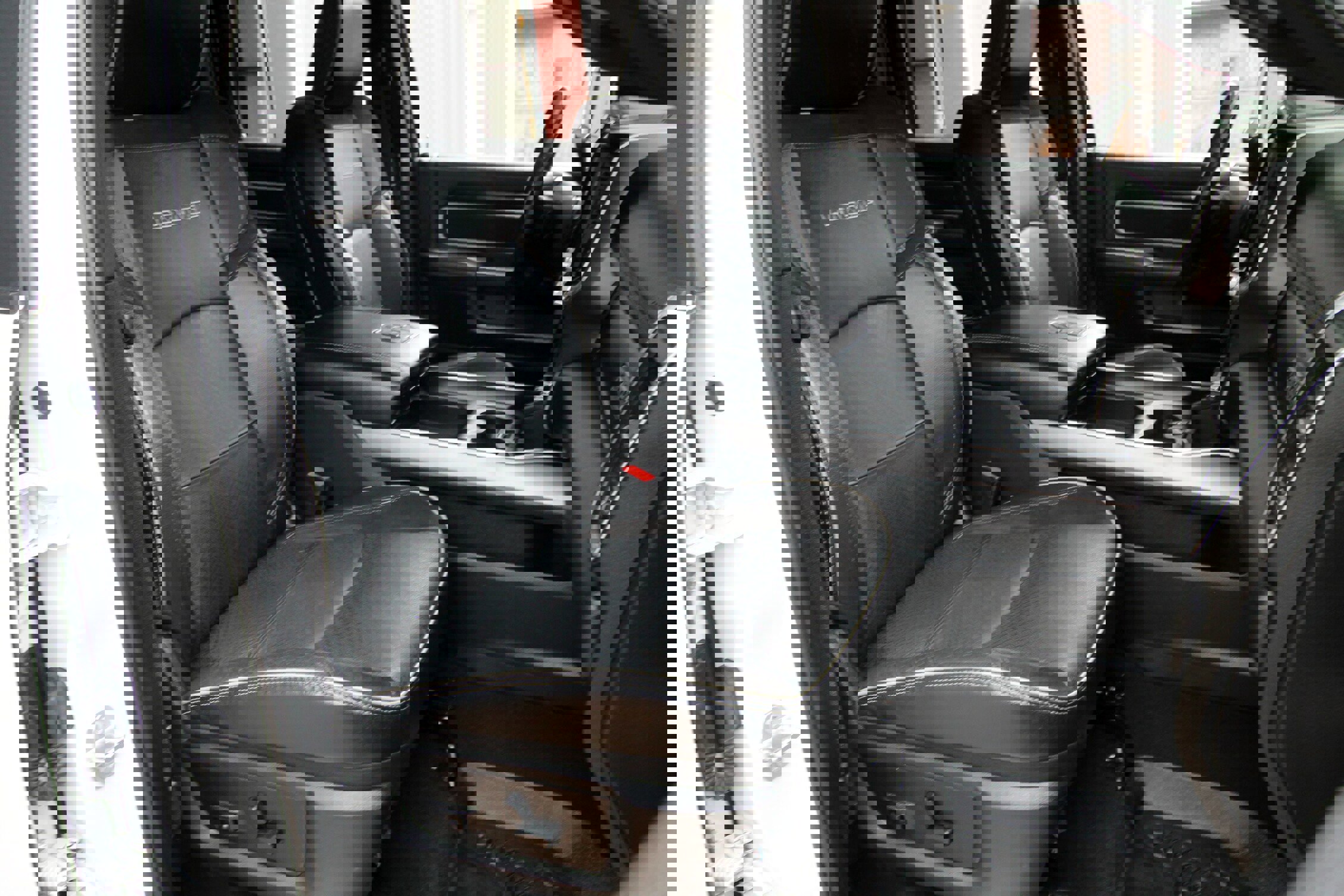 Used 2020 RAM 2500 Laramie image 41