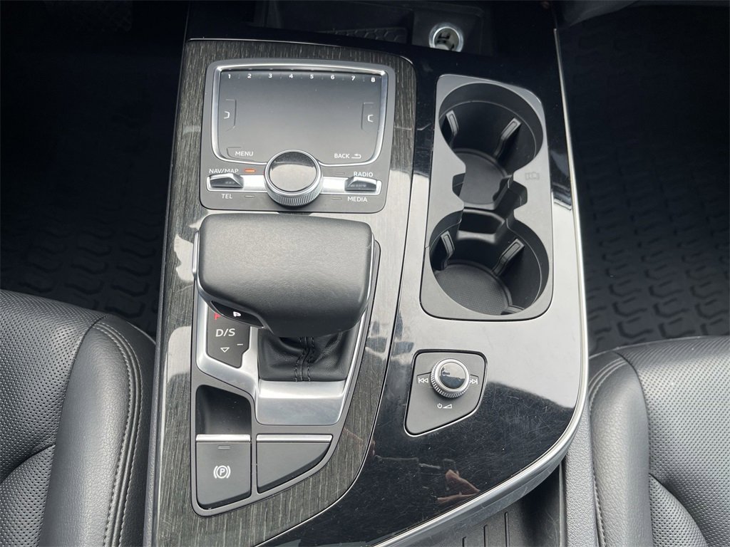 Used 2019 Audi Q7 3.0T Prestige w/ Prestige Package image 16