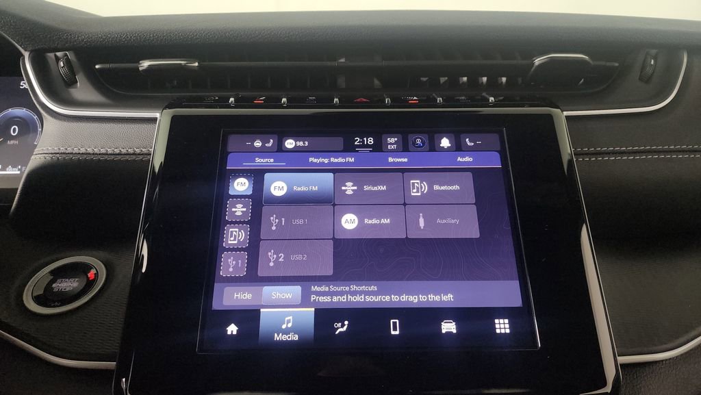 New 2025 Jeep Grand Cherokee Laredo w/ Luxury Tech Group I image 21