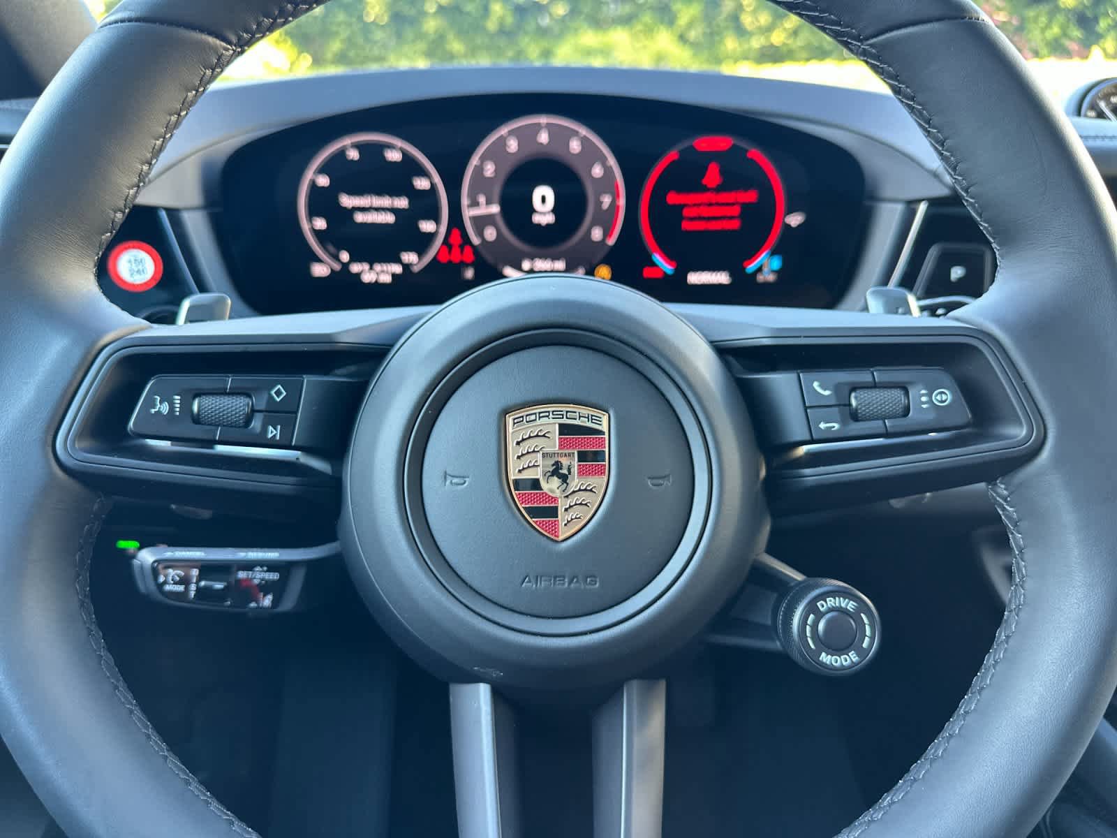 New 2025 Porsche Cayenne Coupe AWD/4WD image 27
