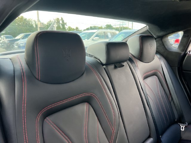 Used 2016 Maserati Quattroporte S RWD image 26