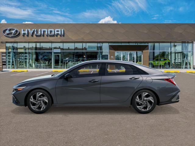 New 2026 Hyundai Elantra SEL Sport Premium image 3