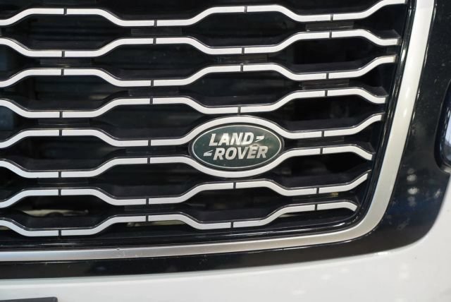 Used 2021 Land Rover Range Rover HSE AWD/4WD image 6