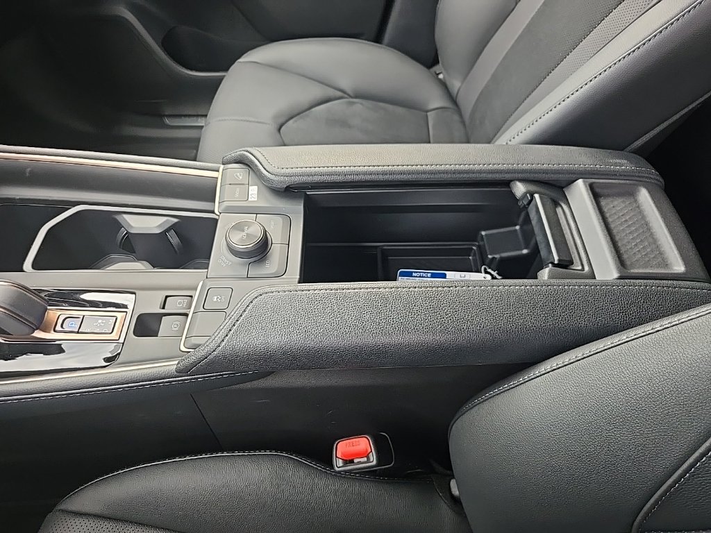 New 2026 Toyota Grand Highlander AWD Hybrid image 24