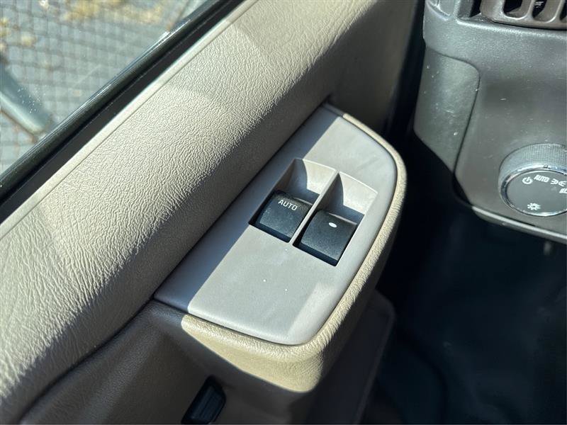 Used 2019 Chevrolet Express 2500 w/ Driver Convenience Package RWD image 31