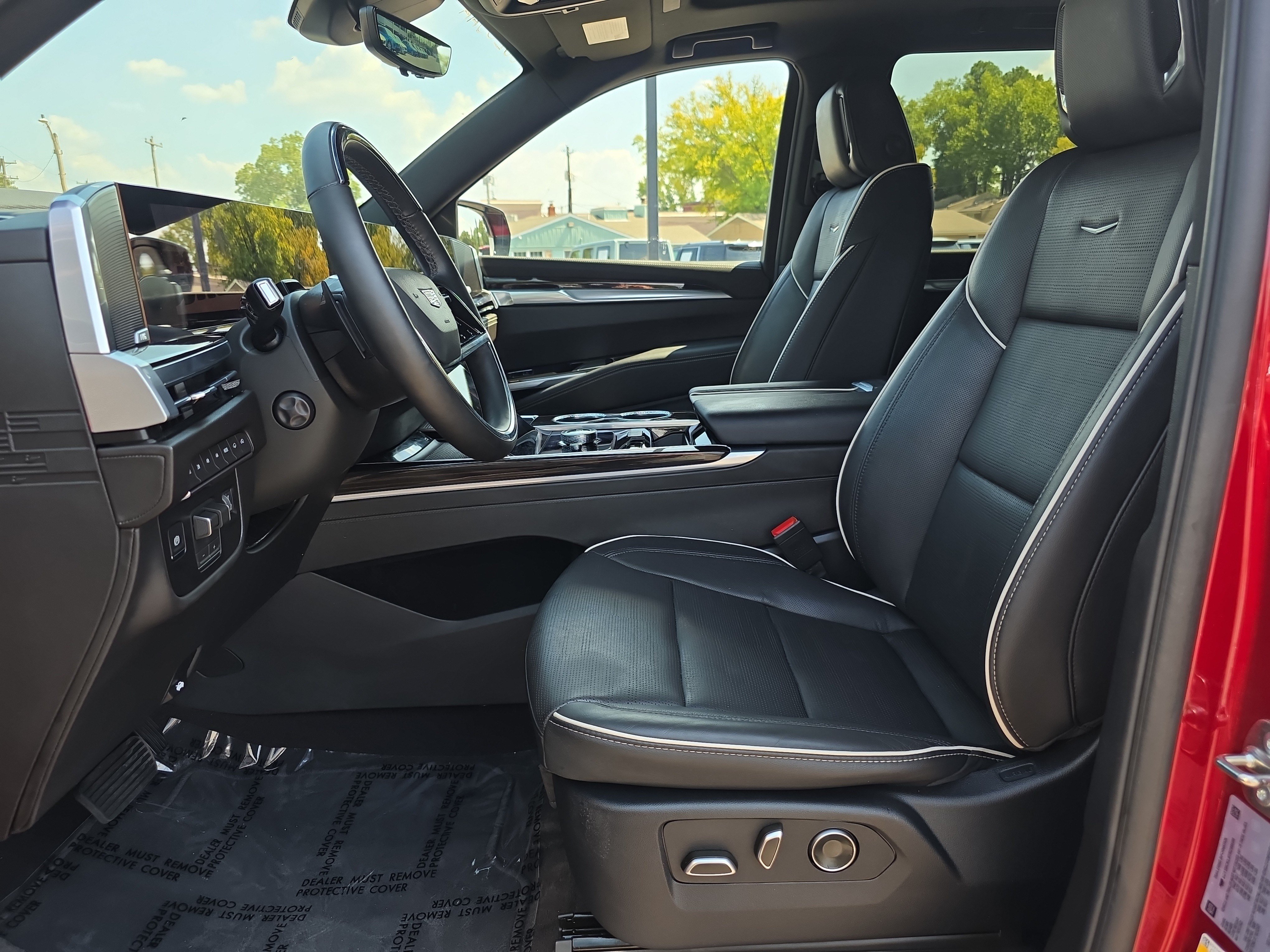 Used 2026 Cadillac Escalade Luxury w/ Touring Package AWD/4WD image 10