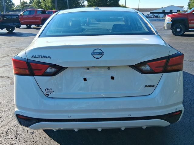 Used 2025 Nissan Altima 2.5 SV AWD/4WD image 4