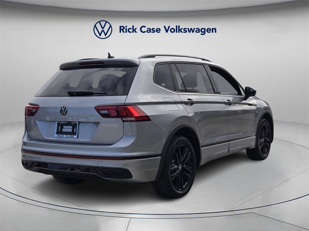 Used 2022 Volkswagen Tiguan SE R-Line image 6