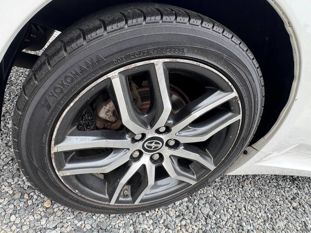 Used 2016 Scion tC FWD image 24