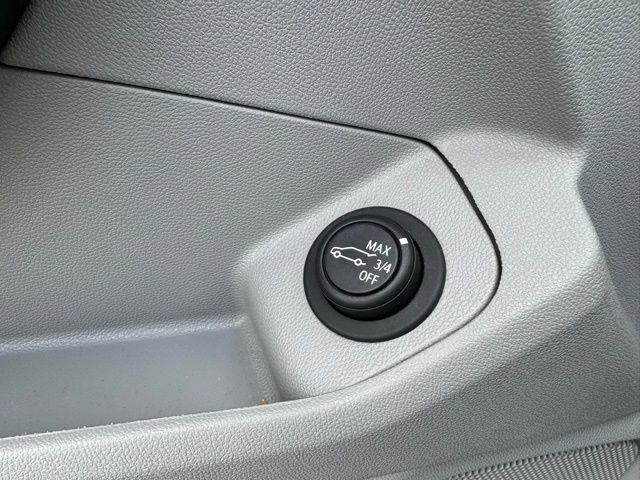 Used 2022 GMC Terrain SLE w/ Driver Convenience Package image 17