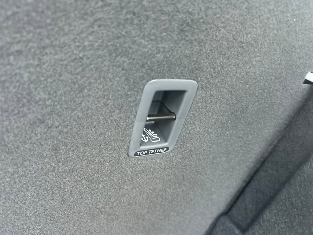 New 2026 Volkswagen Taos SEL image 43