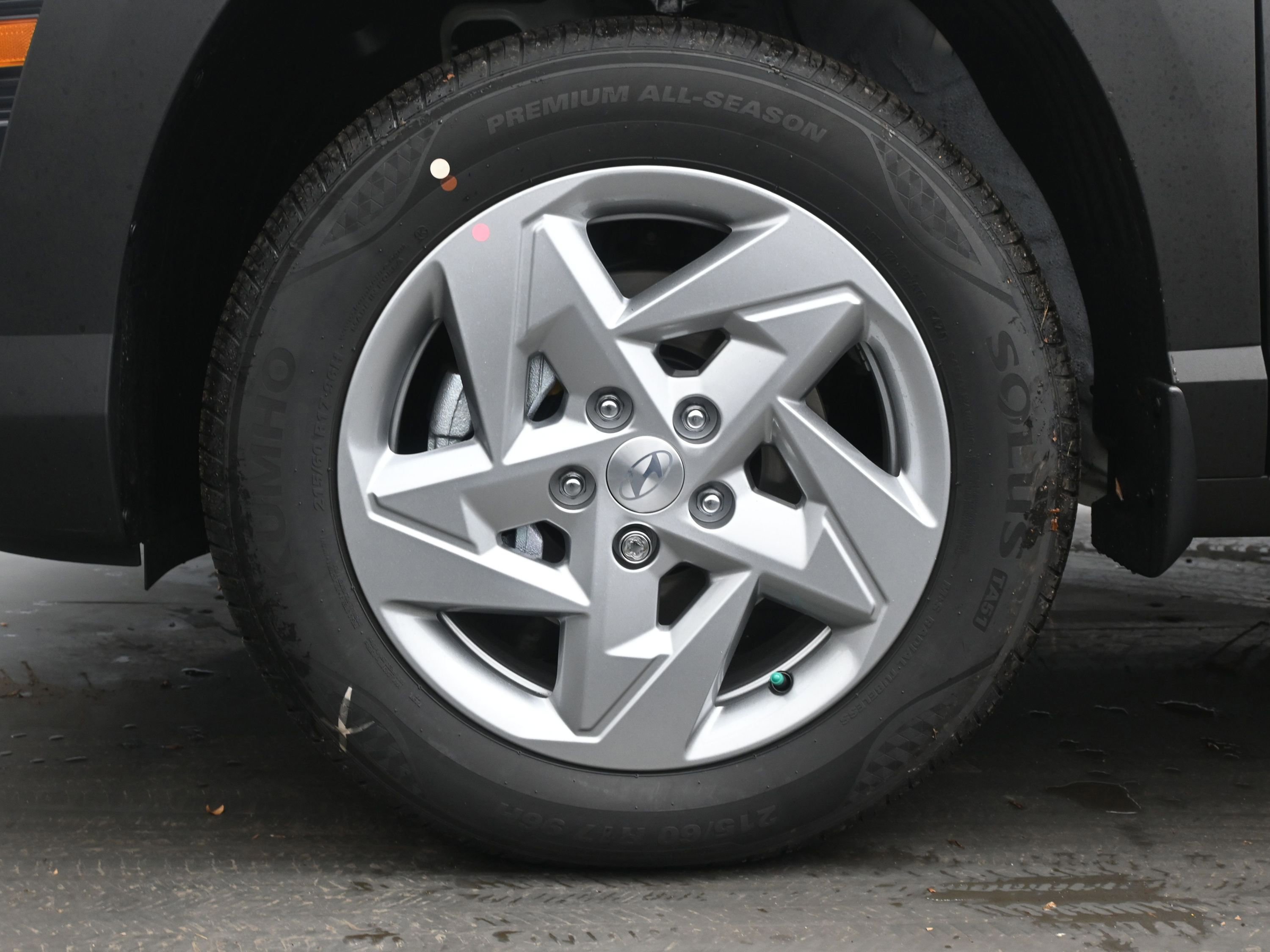 Certified 2026 Hyundai Kona SE image 9