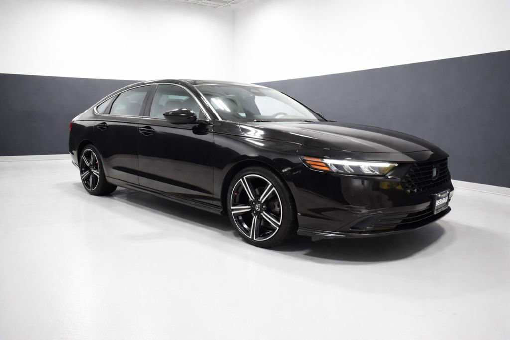 Used 2023 Honda Accord Sport image 7