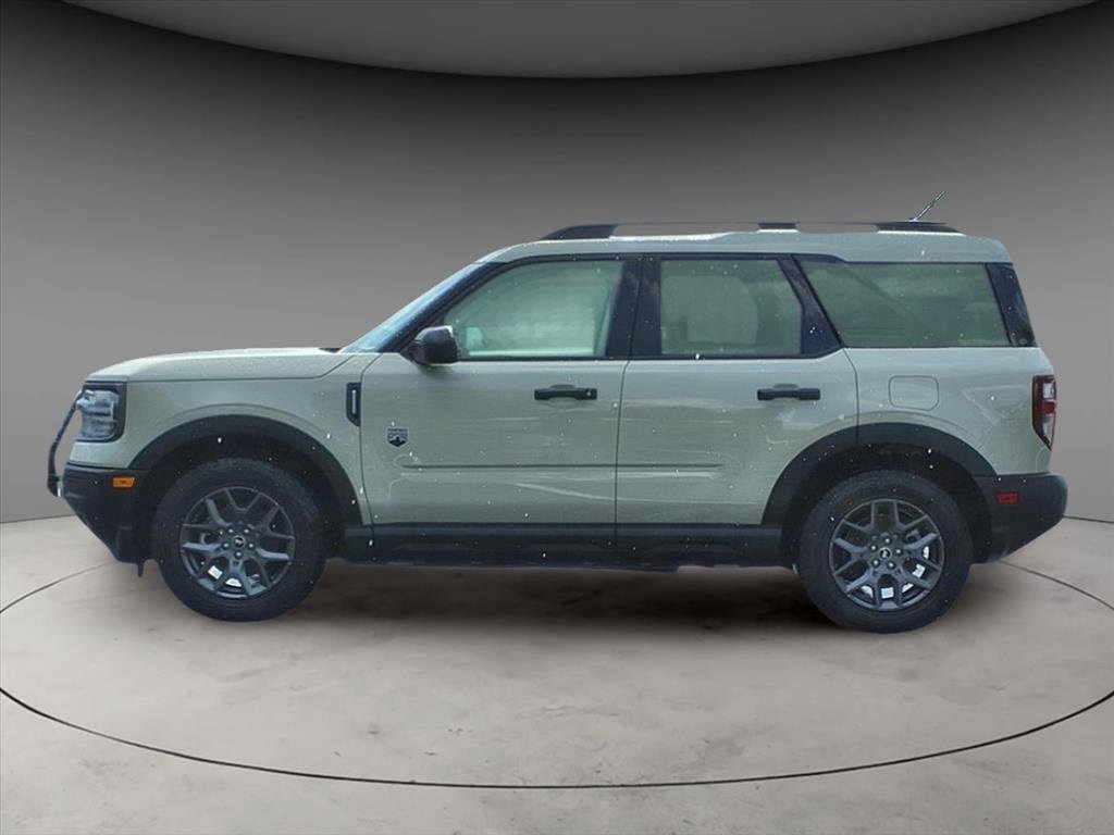 New 2024 Ford Bronco Sport Outer Banks w/ Tech Package image 2