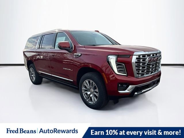 New 2025 GMC Yukon XL Denali w/ Sun & Power Step Package