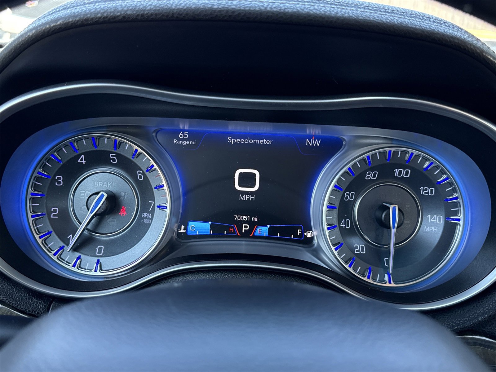 Used 2018 Chrysler 300 Limited image 18