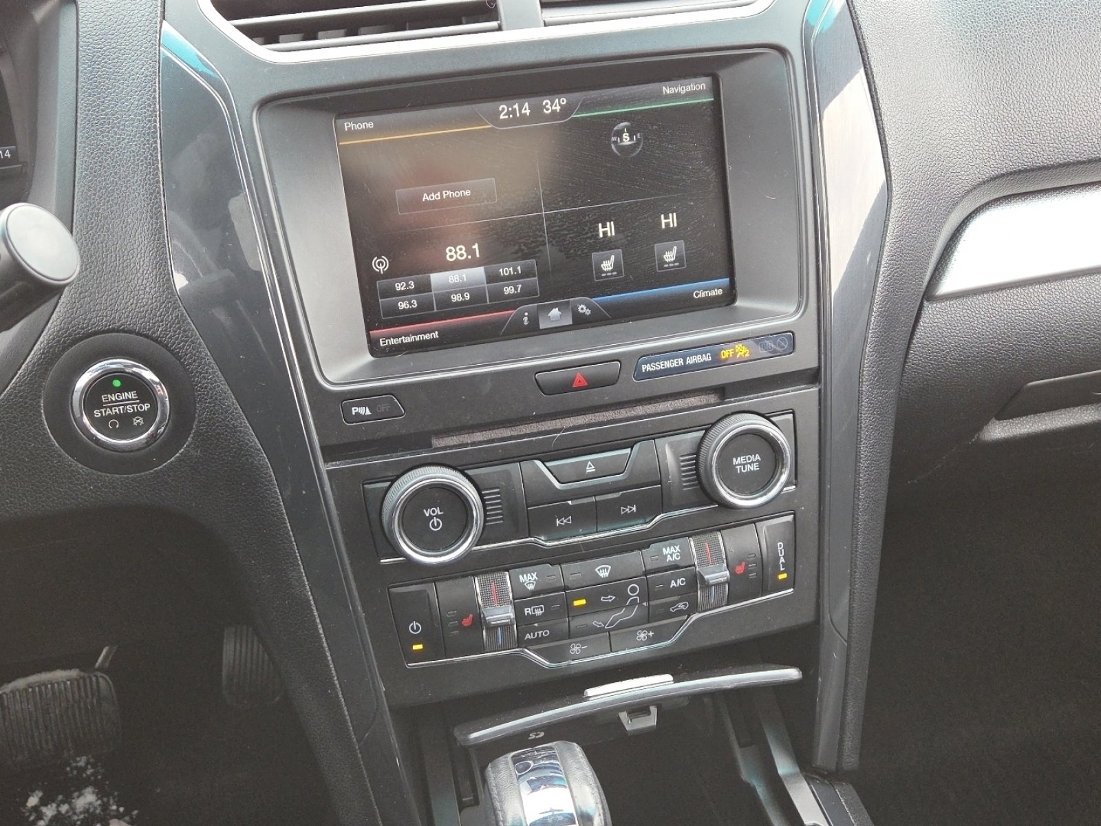 Used 2016 Ford Explorer XLT w/ Equipment Group 202A image 28