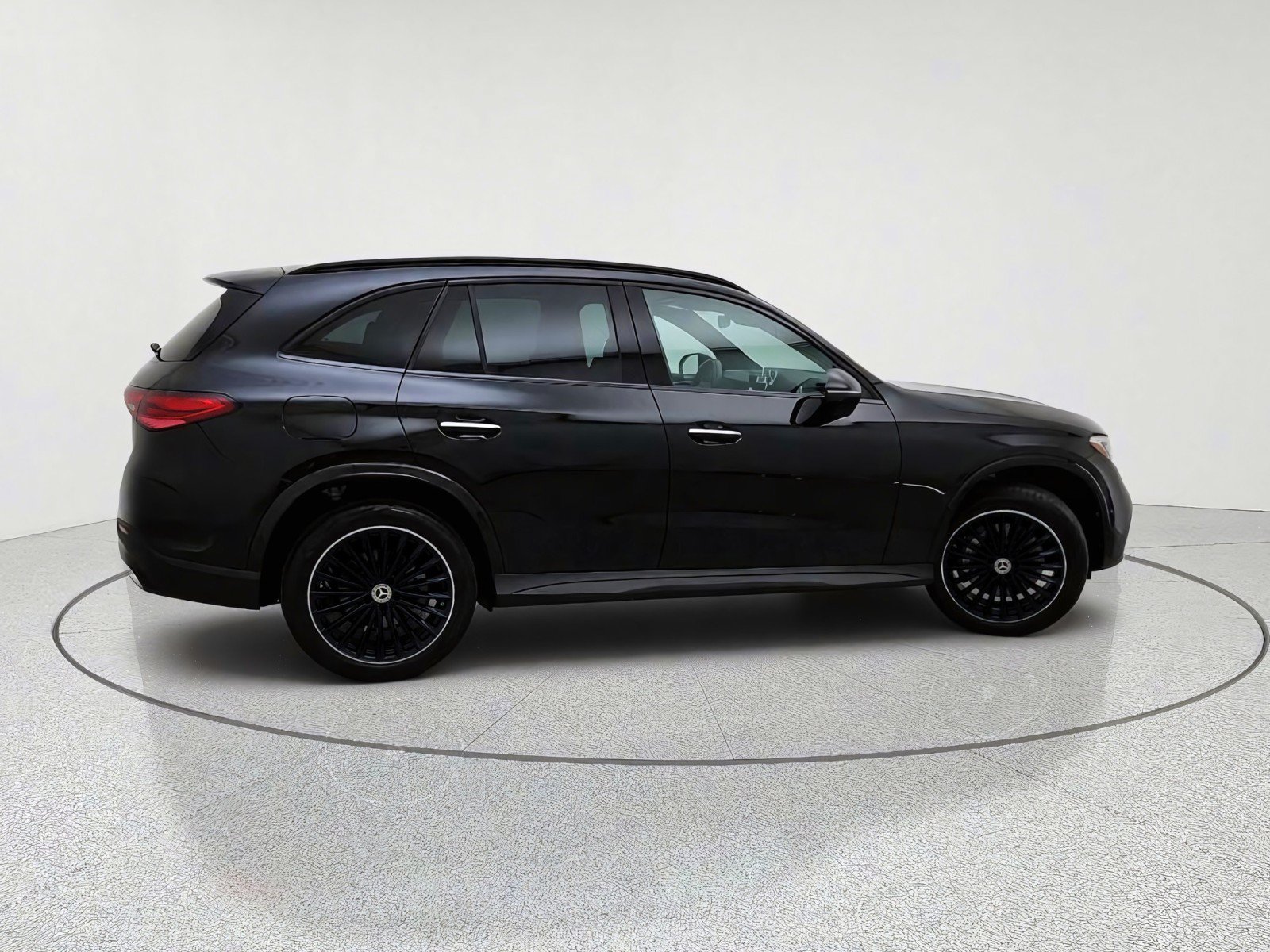 Certified 2026 Mercedes-Benz GLC 300 image 7