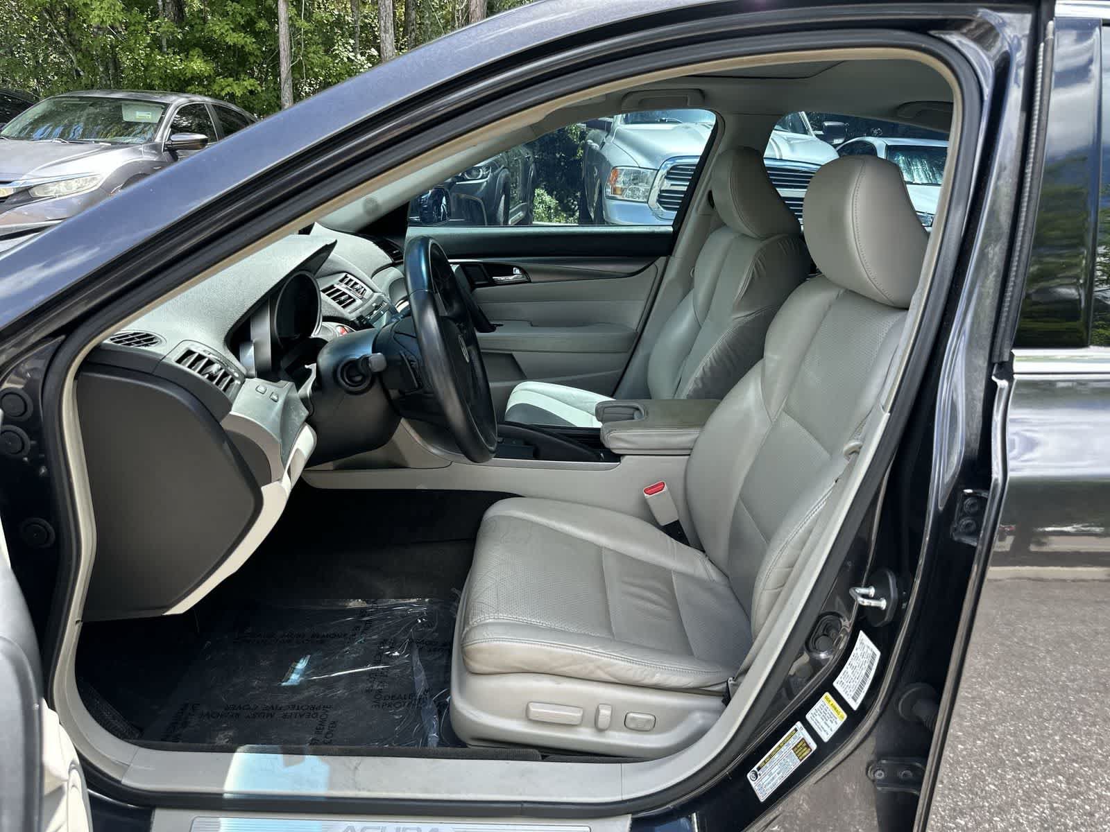 Used 2012 Acura TL w/ Technology Package FWD image 2