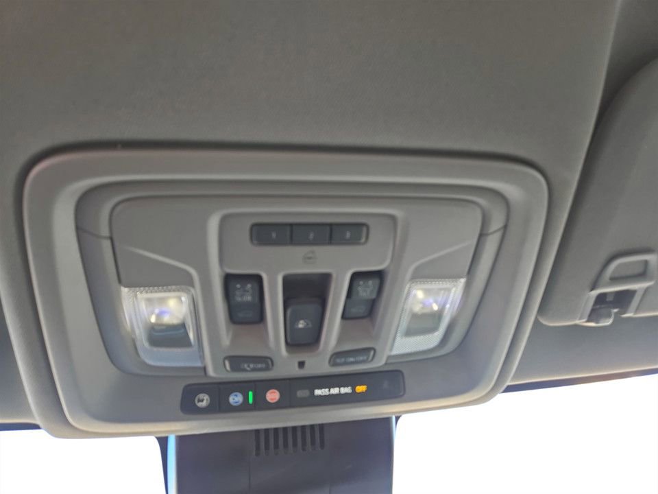 Used 2024 GMC Sierra 2500 Denali w/ Denali Reserve Package image 22