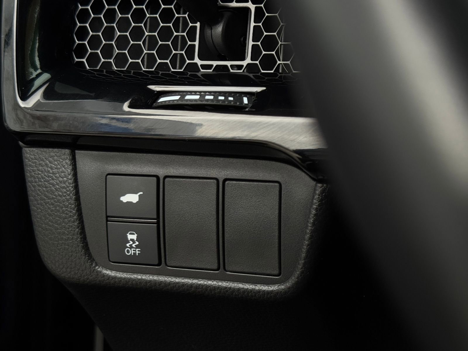 Used 2025 Honda CR-V EX-L image 35