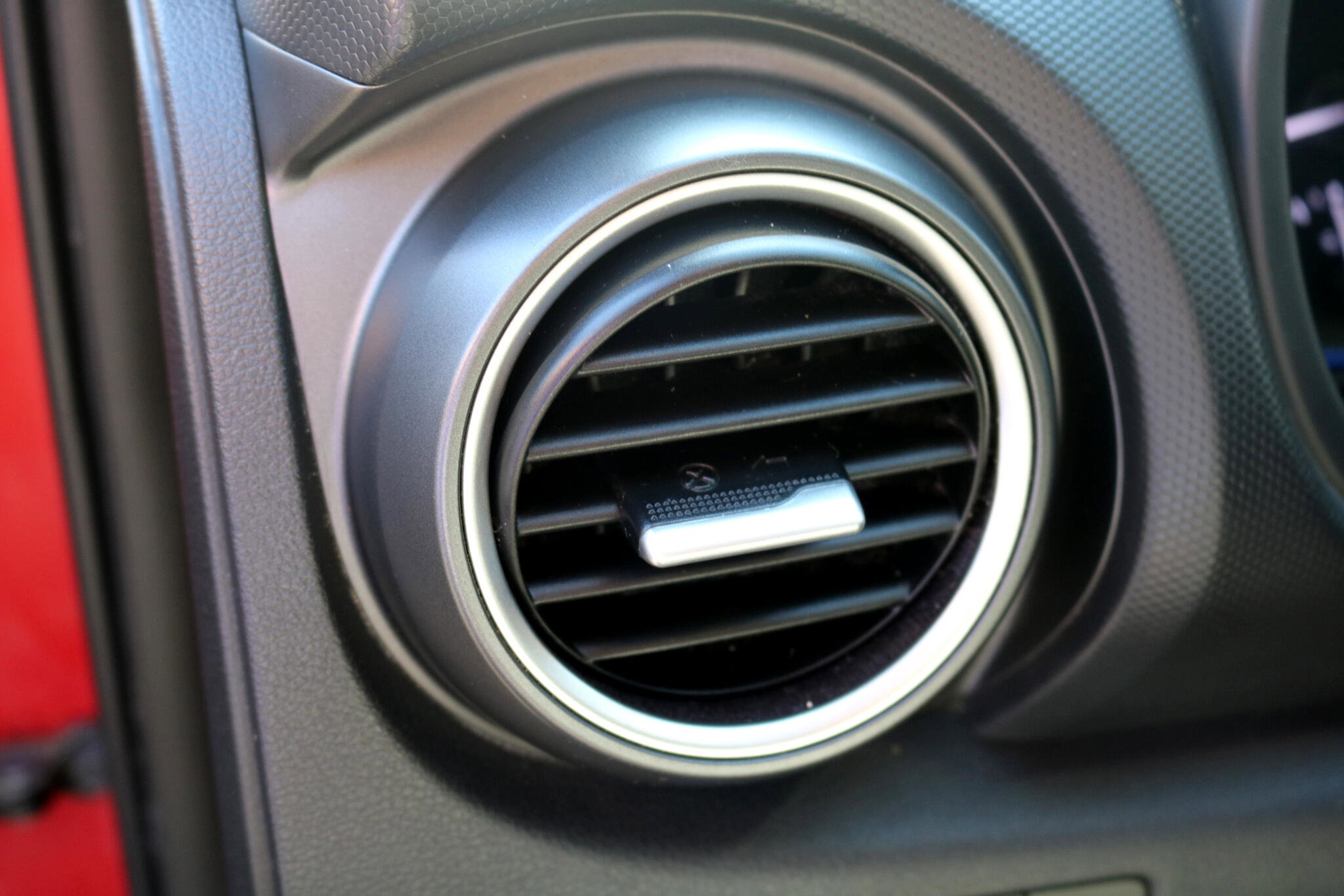 Used 2021 Hyundai Kona Ultimate image 17