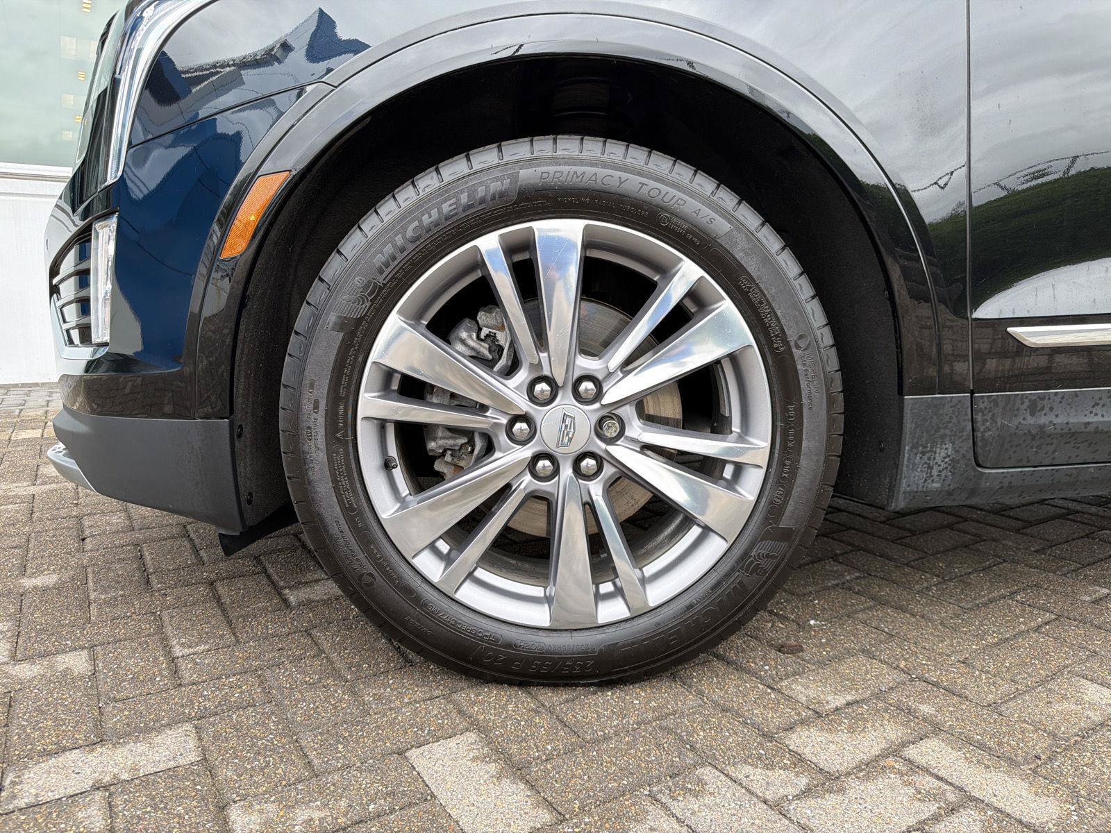 Used 2024 Cadillac XT5 Premium Luxury AWD/4WD image 10