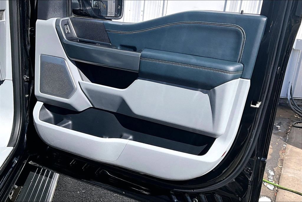 Used 2023 Ford F150 Limited image 27