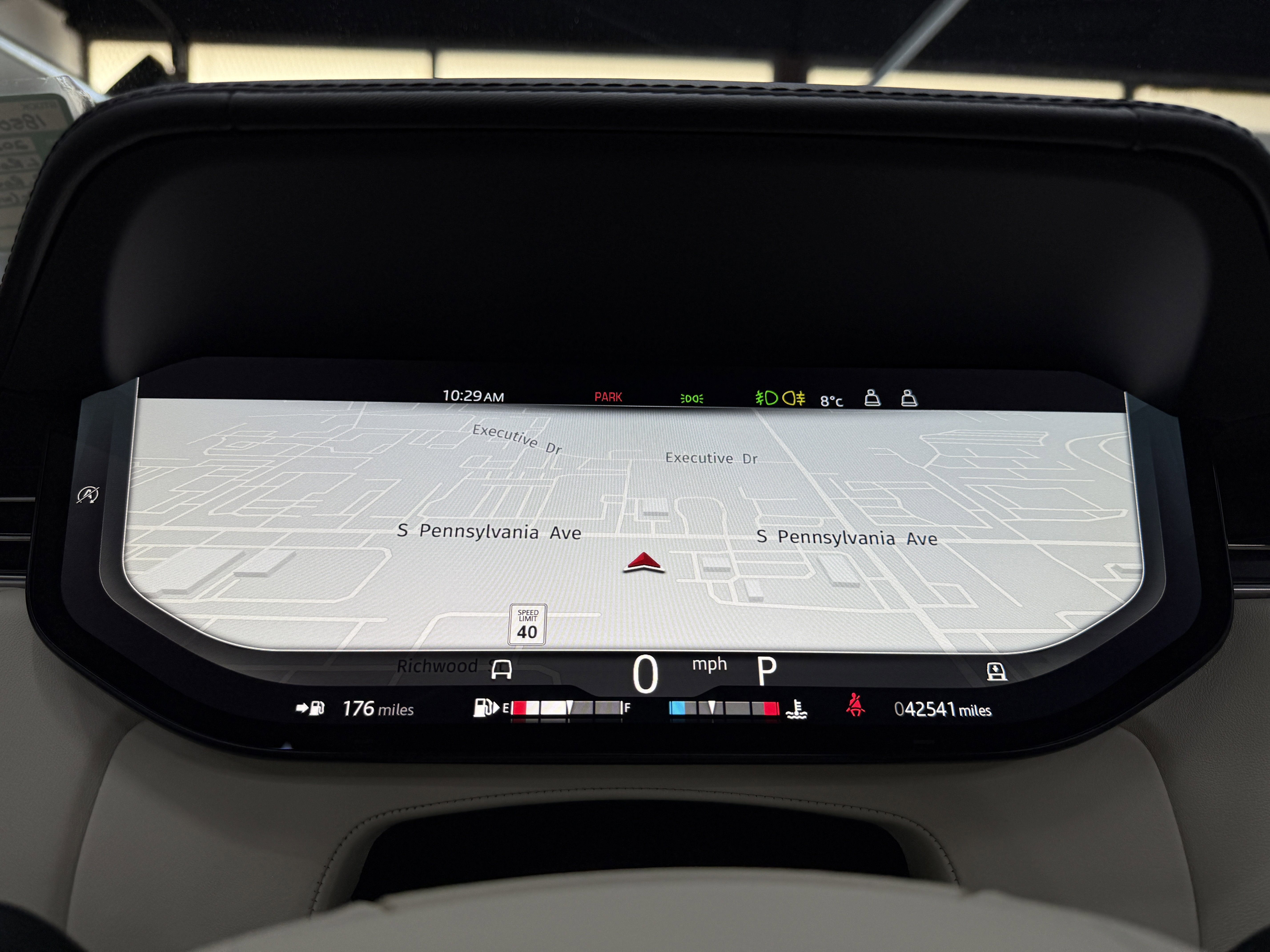 Used 2023 Land Rover Range Rover SV image 20