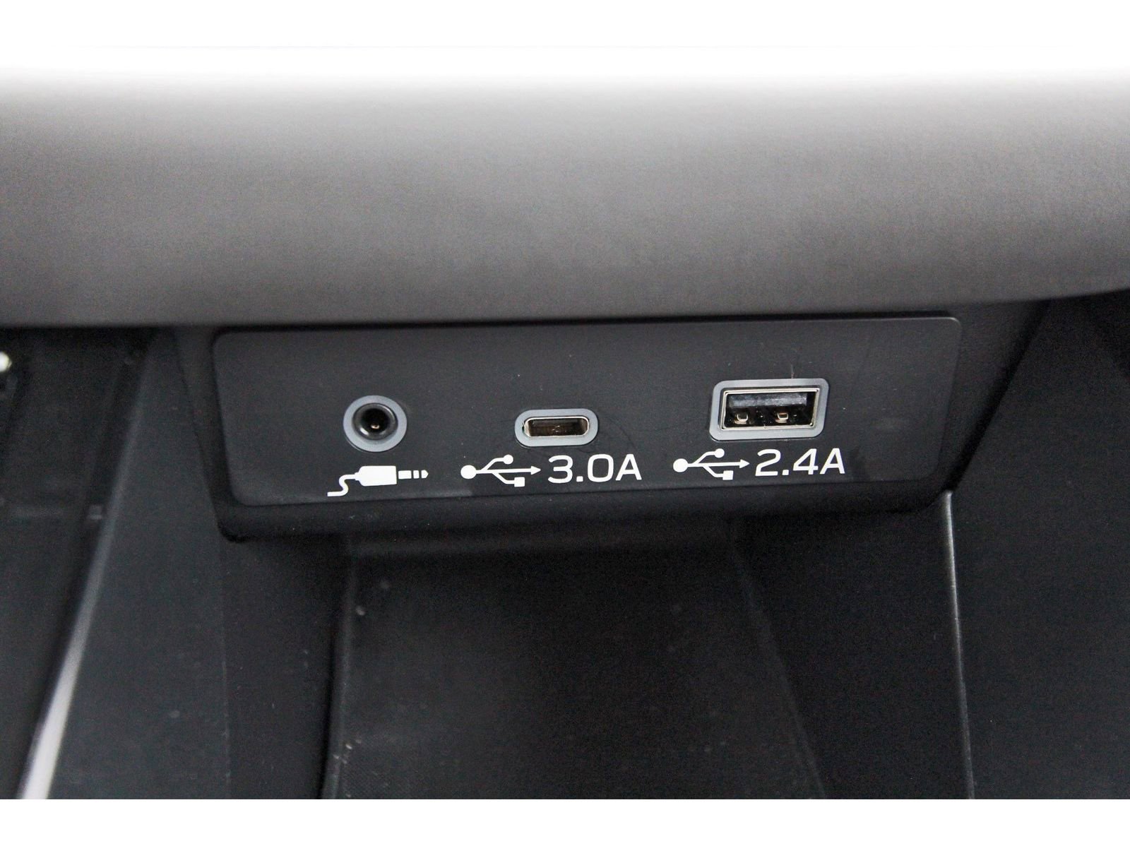 Certified 2025 Subaru Outback Premium image 26