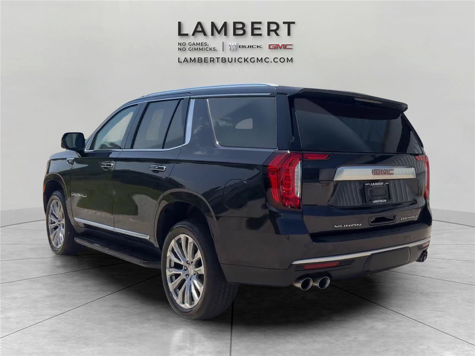 Used 2024 GMC Yukon Denali AWD/4WD image 3