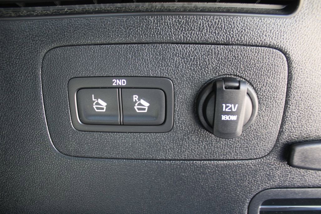 Certified 2025 Kia Sorento EX AWD/4WD image 11