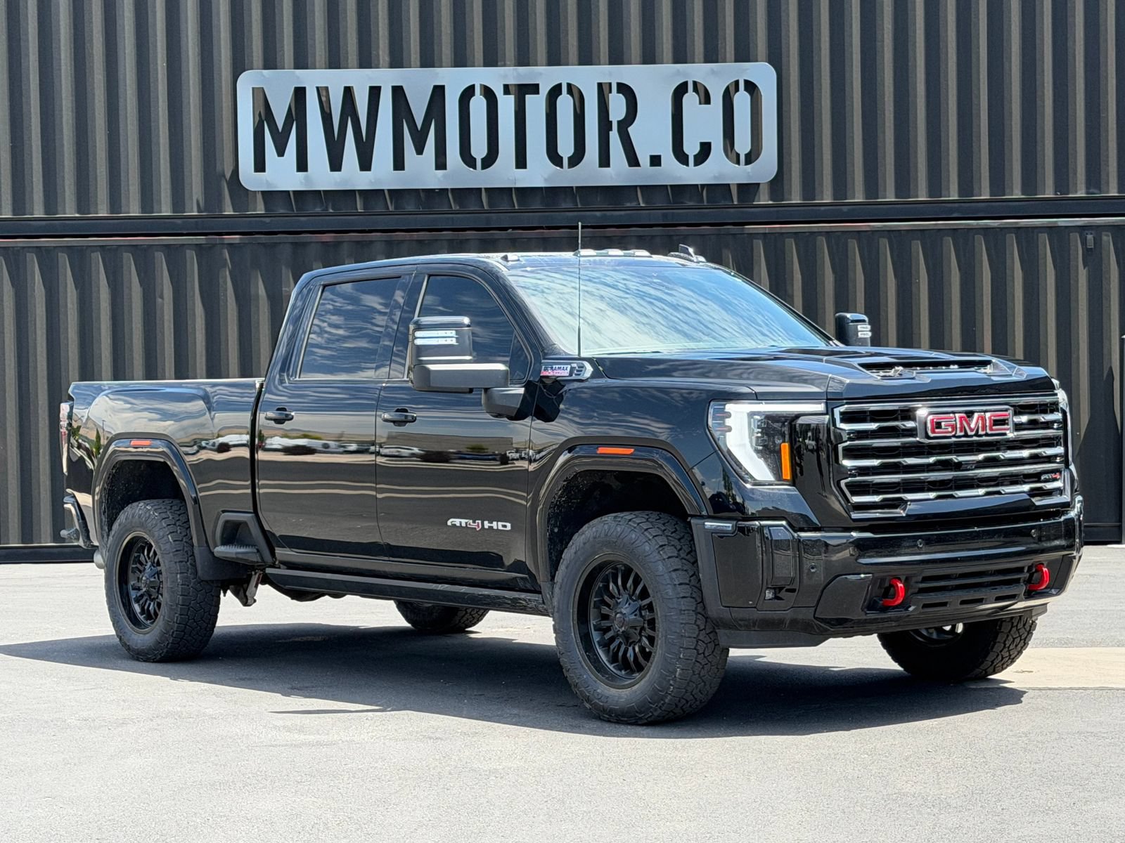 Used 2025 GMC Sierra 3500 AT4 w/ AT4 Premium Plus Package AWD/4WD image 1