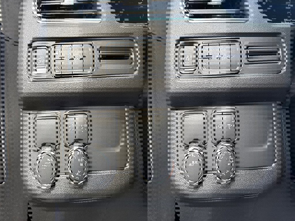 Used 2024 Chevrolet Tahoe LT image 21