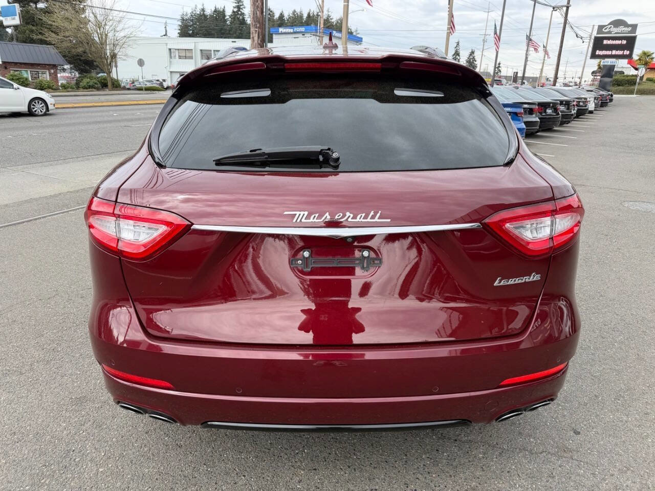 Used 2017 Maserati Levante w/ Sport Package image 5