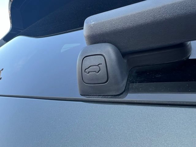 Certified 2025 Genesis GV80 3.5T Prestige AWD/4WD image 9