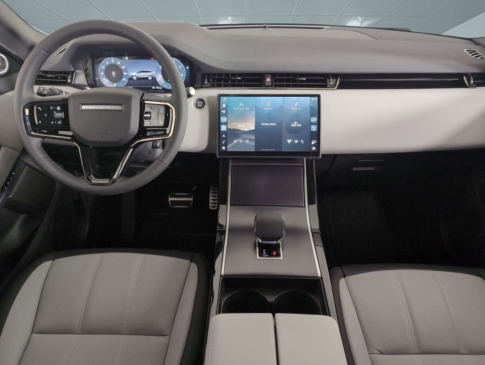 Certified 2026 Land Rover Range Rover Evoque Dynamic SE image 13