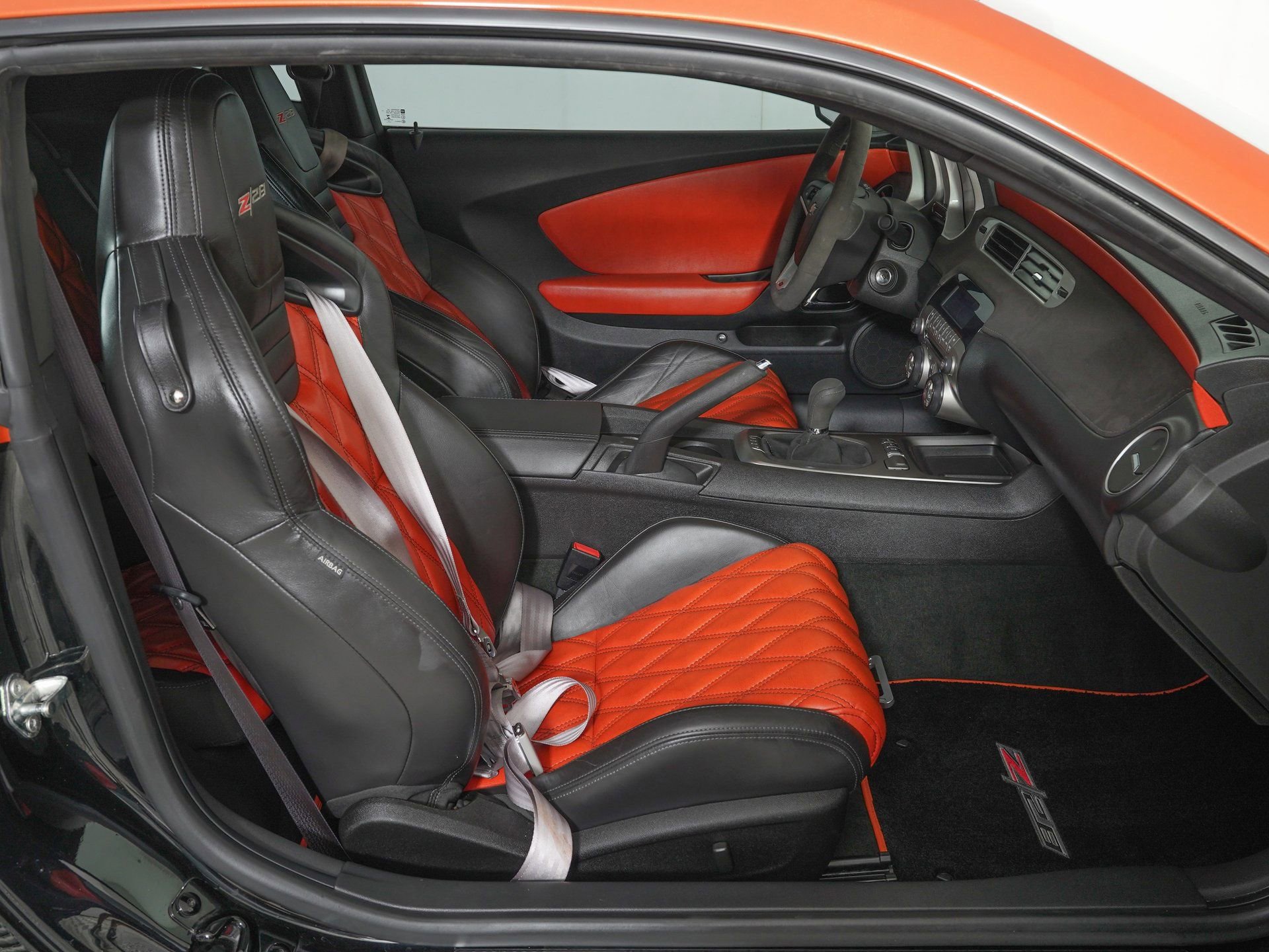 Used 2015 Chevrolet Camaro Z/28 image 9
